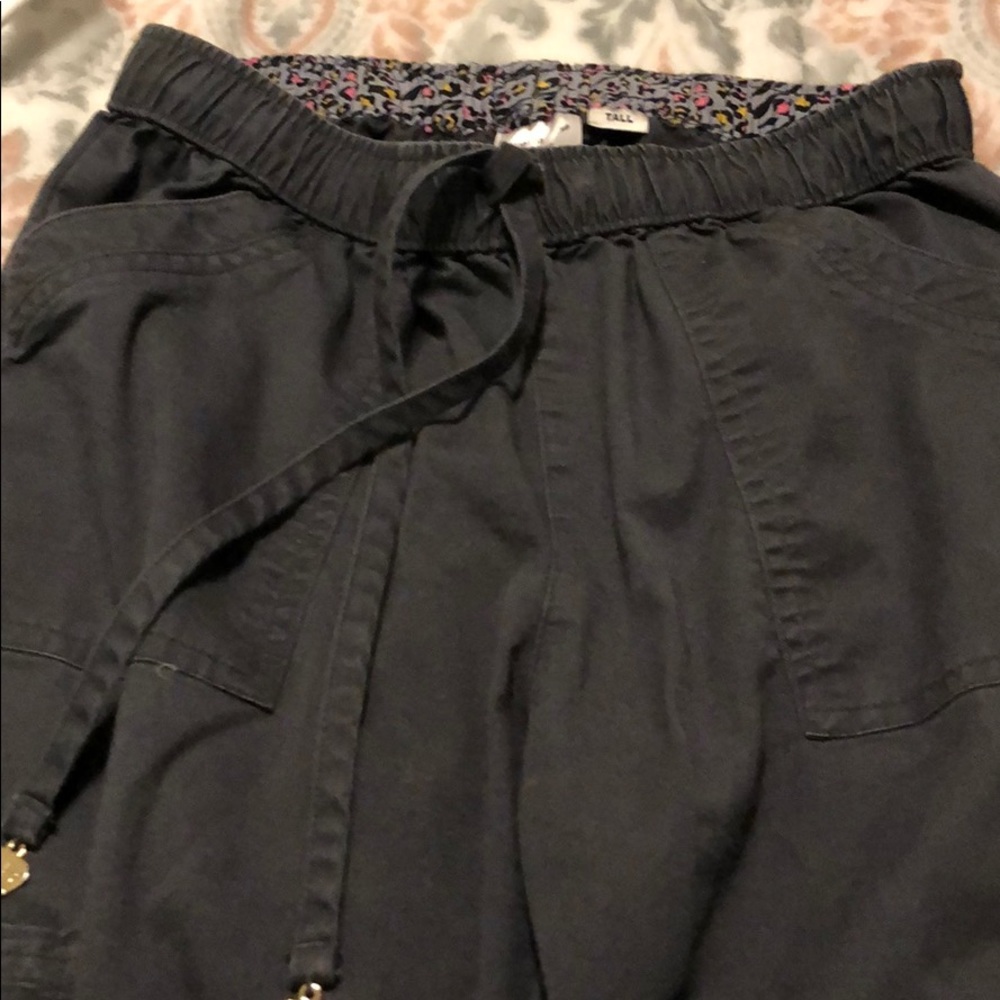 Heart soul scrub pants grey